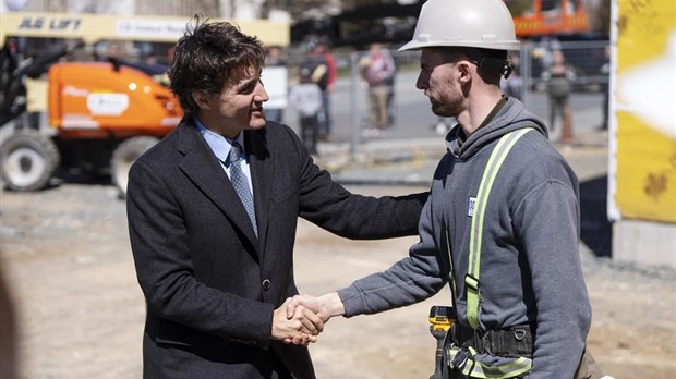 Ottawa lance un autre incitatif aux provinces pour la construction de logements