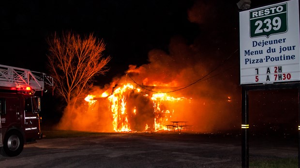 Le Resto 239 ravagé par les flammes