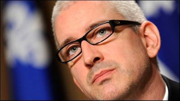 Aussant quitte la vie politique