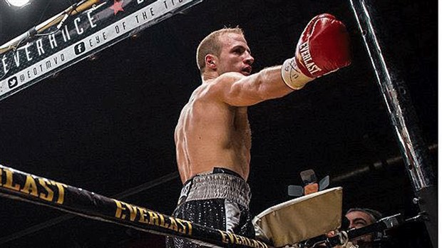 EN BREF | David Théroux signe avec Interbox