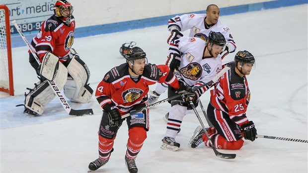 Les Éperviers préparent la prochaine saison