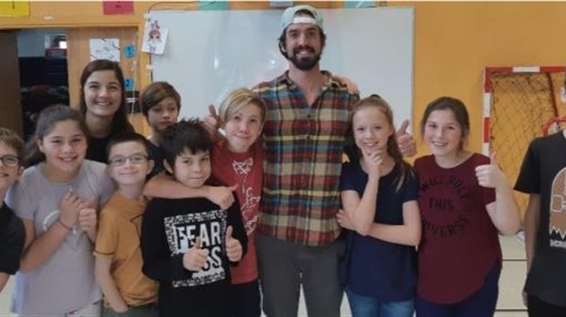 Les élèves de l'école Martel ont appris du clown humantaire Guillaume Vermette