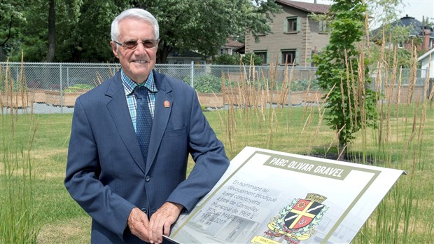 La Ville de Saint-Joseph-de-Sorel rend hommage à son ancien maire, Olivar Gravel
