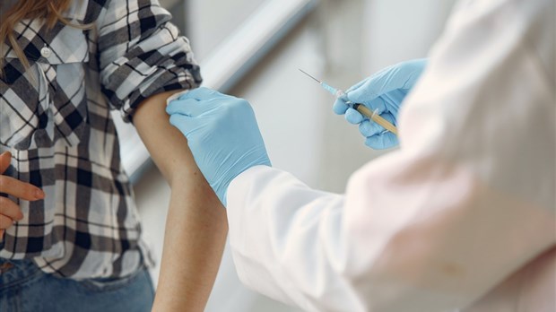 « La vaccination s’accélère de façon significative », souligne Justin Trudeau