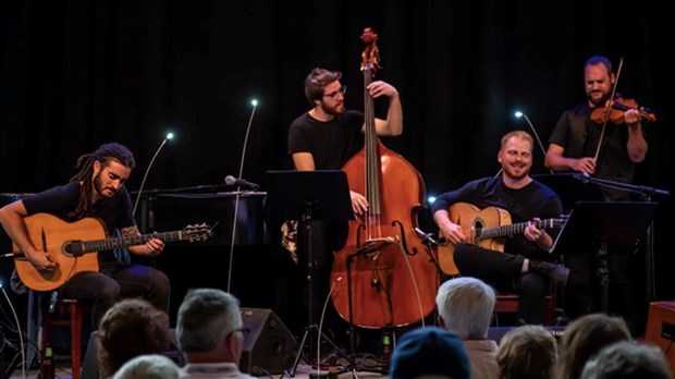Du swing manouche dans le cadre des Dimanches Fabul'Art