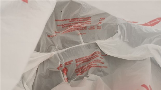 Exit les sacs de plastique des commerces de Sorel-Tracy dès ce jeudi 