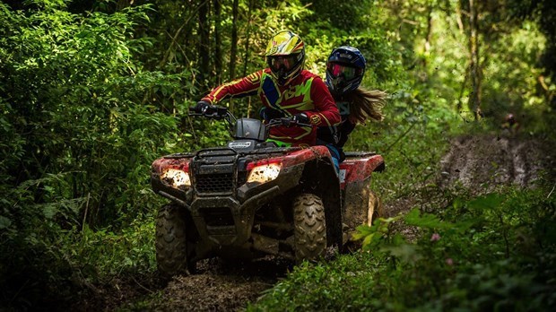 La formation obligatoire des guides d'excursion en véhicule hors route entrera en vigueur le 31 décembre