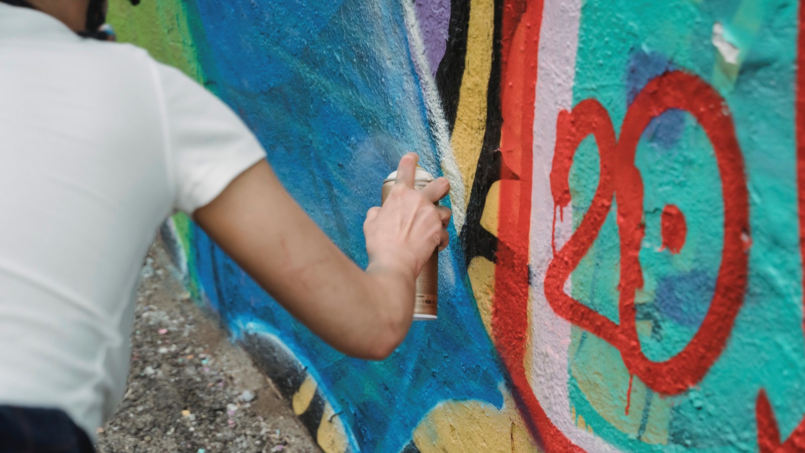 L’art du graffiti en vedette au parc de planche à roulettes de la Maison des jeunes « La Place »