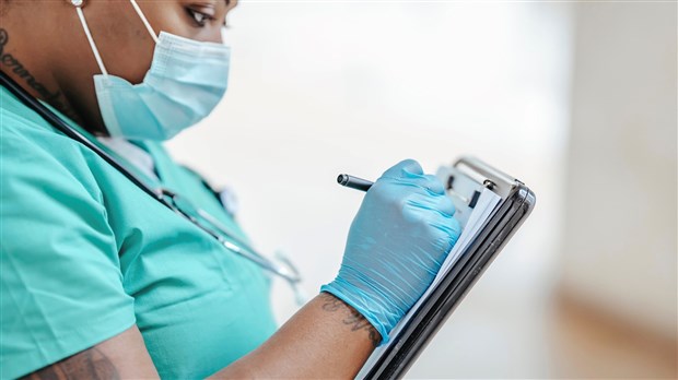 La CAQ entend donner suite au rapport Savoie en embauchant plus de cadres en santé