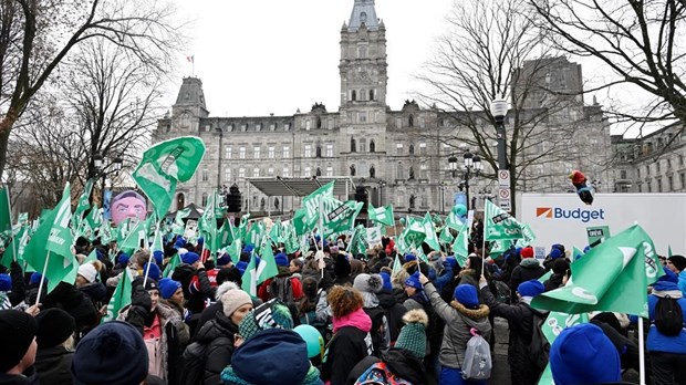 Tribunal du travail: Québec devra verser 315 000 $ à sept syndicats dans la santé
