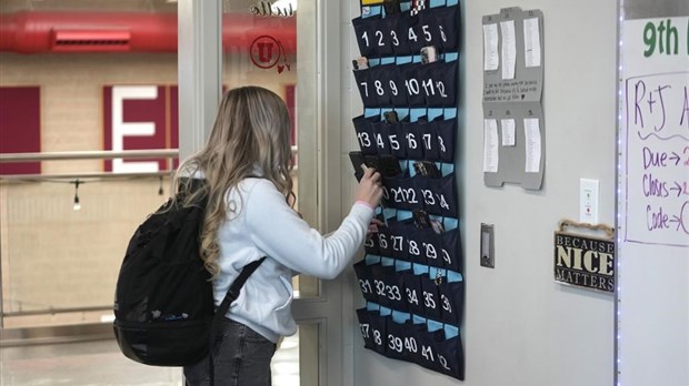 Les jeunes caquistes proposent d'interdire les réseaux sociaux aux moins de 16 ans