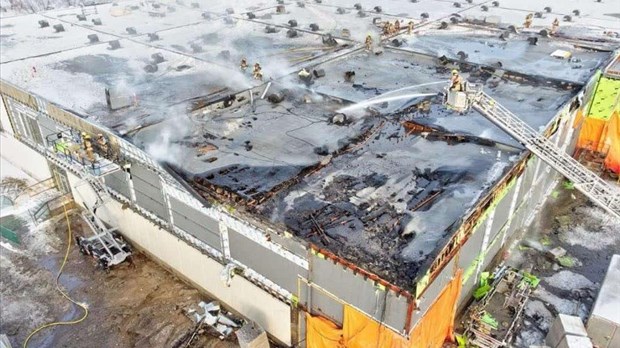 Incendie de l'École Bernard-Gariépy : les pompiers ont quitté les lieux