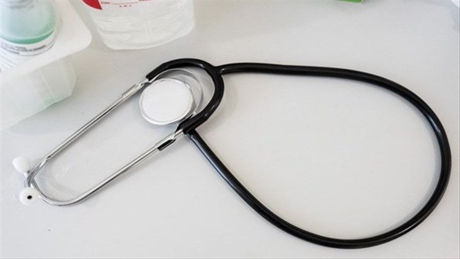 Le Collège des médecins inquiet de l'ingérence politique avec le projet de loi 7