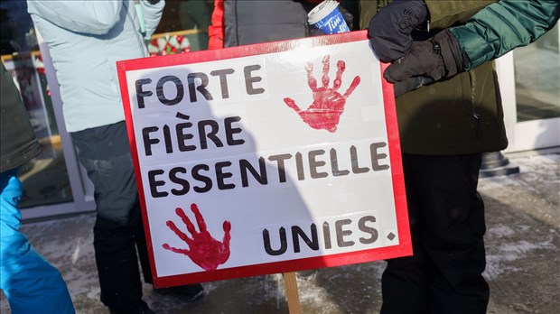Grève dans les CPE : les travailleuses se rassemblent à Contrecoeur