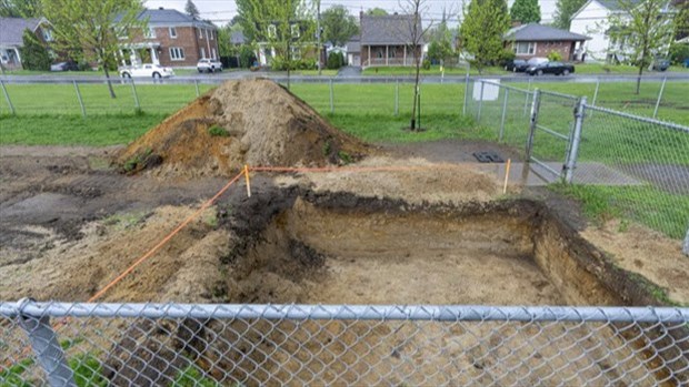 Des artefacts préhistoriques découverts sur le chantier d’une patinoire à Sorel-Tracy