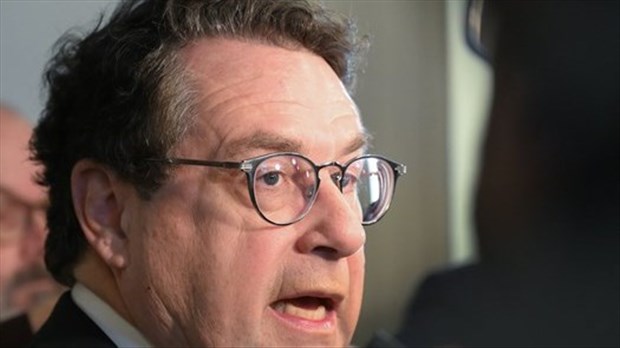 Taxe carbone: Bernard Drainville veut rembourser les agriculteurs